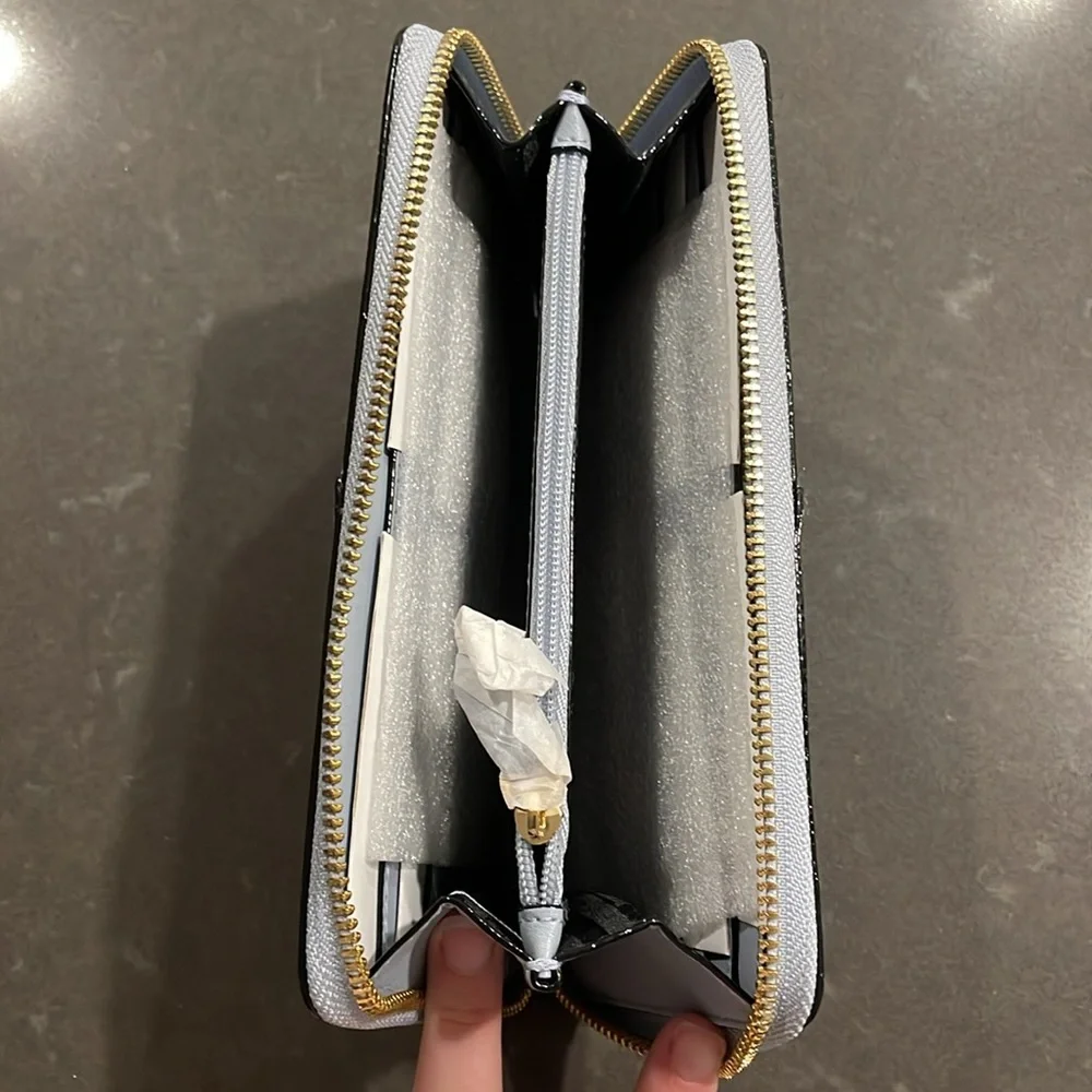 Victoria’s Secret Faux Leather and Faux Crocodile Zip Around Wallet NWT - Picture 13 of 13